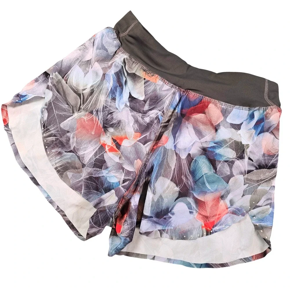 Lululemon Fast Free Reflective Shorts Size 4‎ Floral Petal Multi Color Running